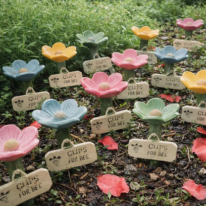 🐝LAST DAY 40% OFF - Flower-Shaped Bee Watering Station💧
