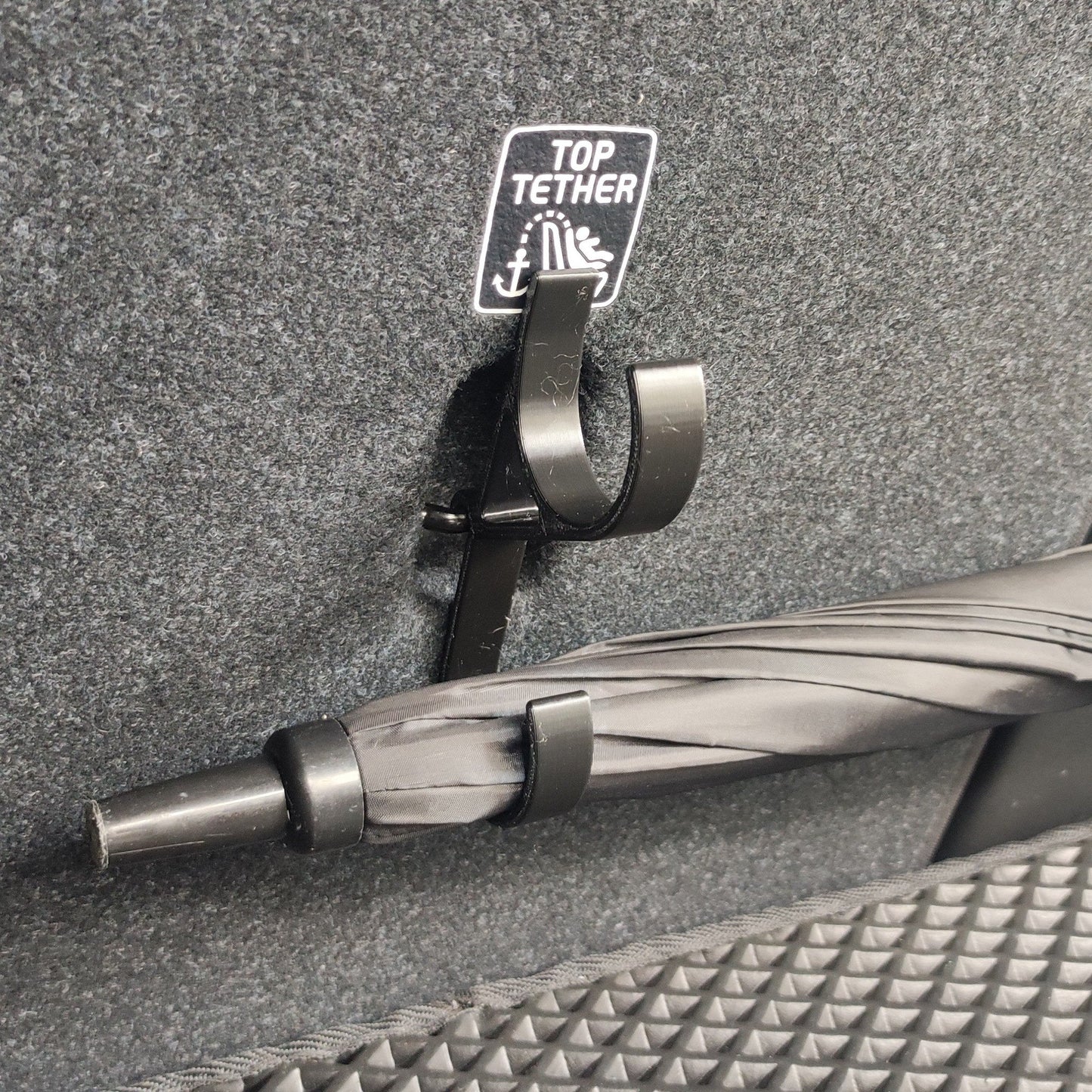 🔥BUY 1 GET 1 FREE(2PCS) - Car Umbrella Hook